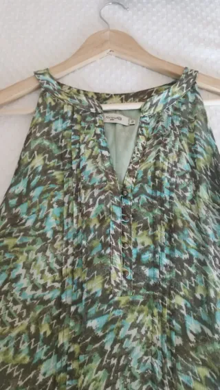 Vestido verde y multicolor