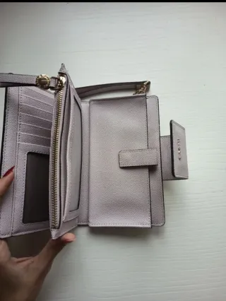 Cartera Parfois lila