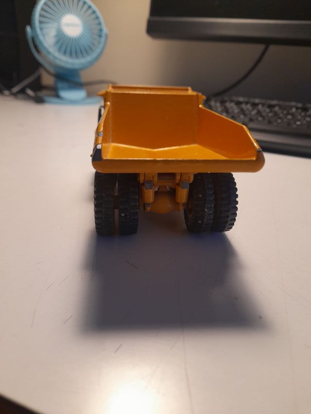 Camión Minero miniatura Caterpillar Joal 173B