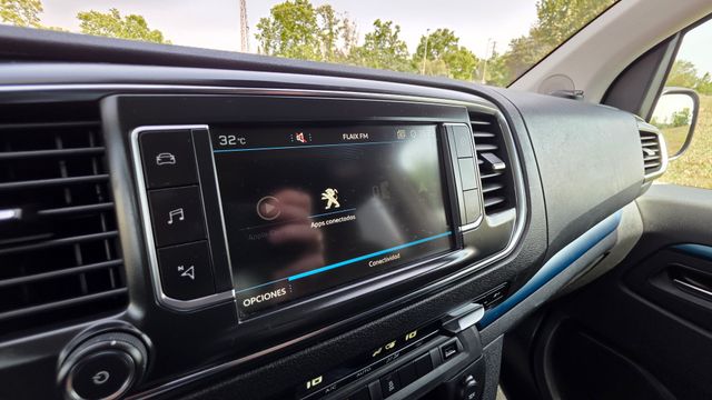 Peugeot Traveller 2018 8 PLZ MOTOR 2.0