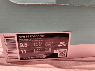 Zapatillas Nike SB Force Negras y Verdes