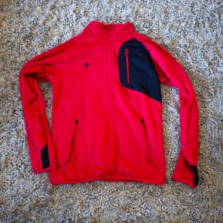 Forro polar hombre KANJUT IZAS rojo y negro