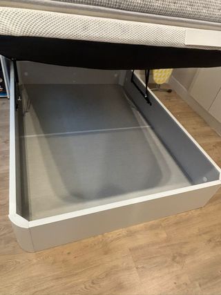 Colchon de 1.35 con canapé, casi nueva