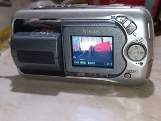 Nikon COOLPIX 3500 Fotocamera Digitale