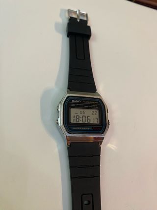 Reloj Casio Vintage Plata Correa Negra