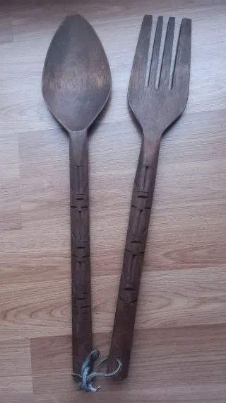 Set de cubiertos decorativos gigantes de madera