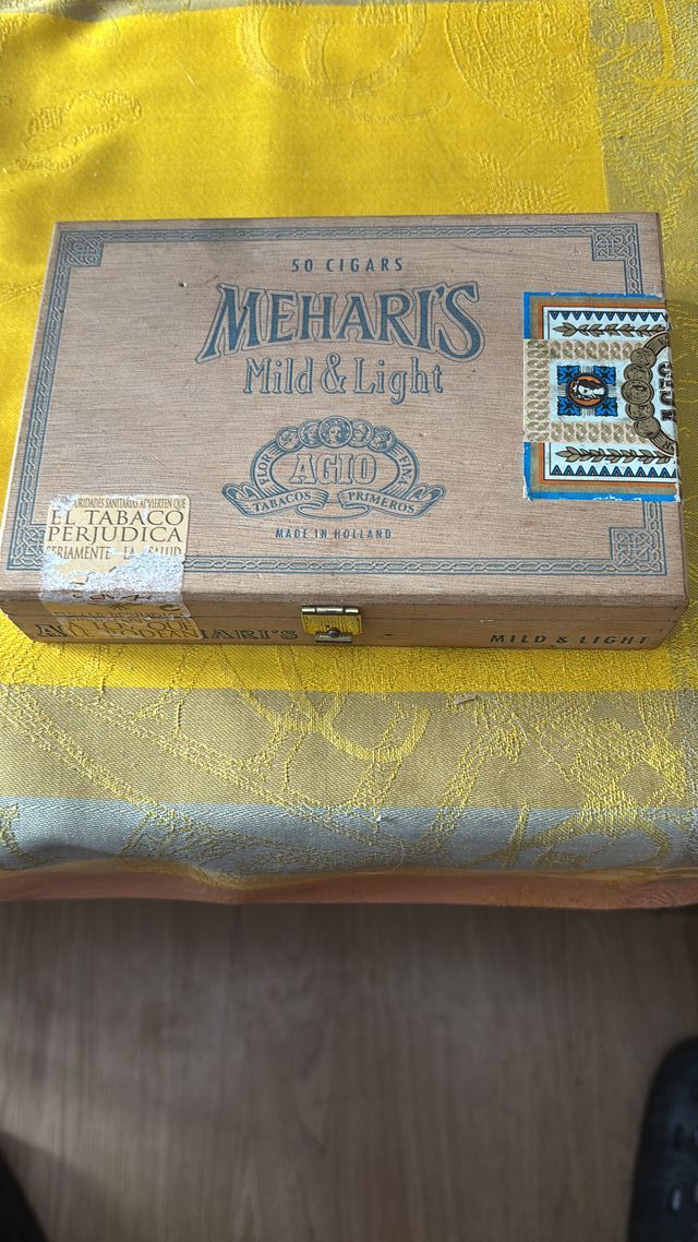 Caja de puros Mehari's Mild & Light vintage