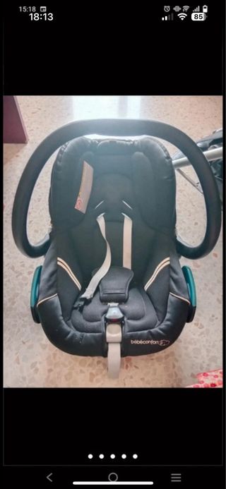 Carrito de bebé y silla de coche