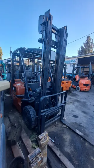 Carretilla elevadora Nissan 1800kg