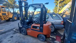 Carretilla elevadora Nissan 1800kg