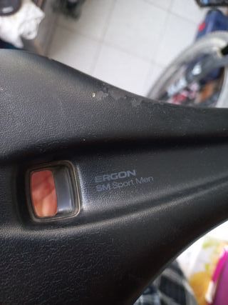 Sillín Ergon Negro