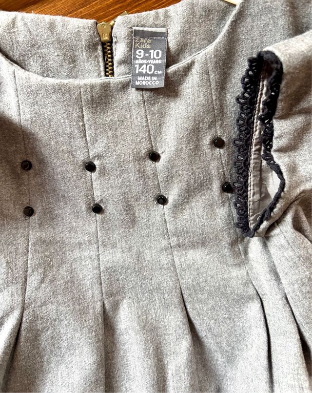 Vestido Zara Gris Talla 9-10 Años