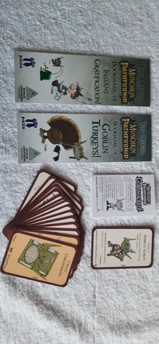 Munchkin Pathfinder + Extras Festivos