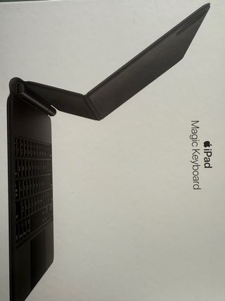 iPad Pro 11 M1 128GB +Apple Pencil +magic keyboard