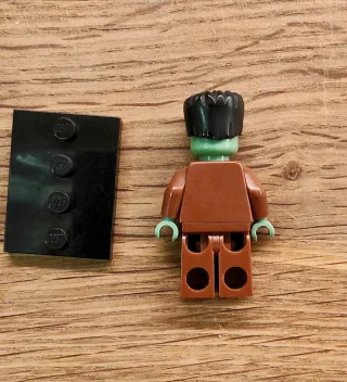 The Monster Lego Minifigure Series 4 COL04-7