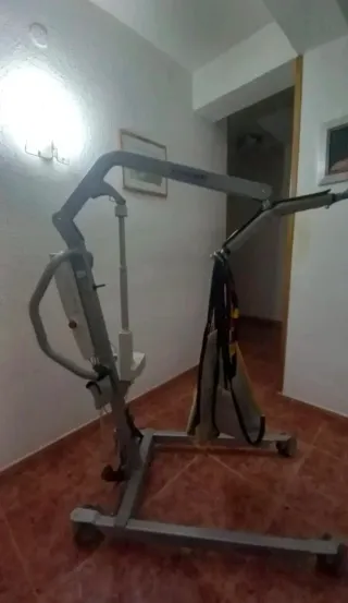 Grúa para personas con discapacidad