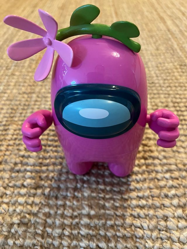 Figura Among Us Bizak Oficial Rosa