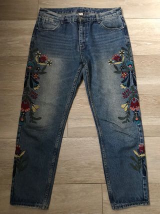 Jeans vita media blu con ricamato floreale tgXL 