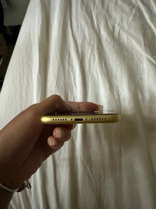 iPhone 11 giallo - PER LA RIPARAZIONE