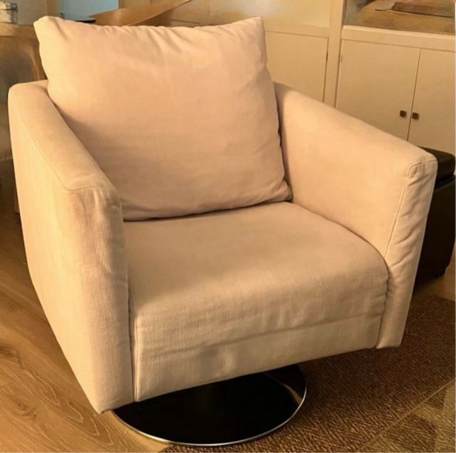 Sillón giratorio moderno