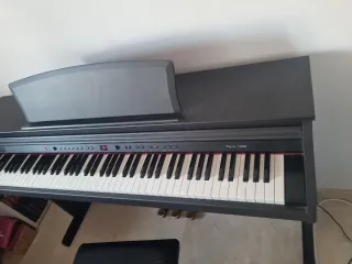 Piano Digital Ringway TG8852 con Banqueta