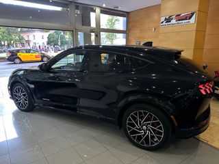 Ford Mustang Mach E GT 2022