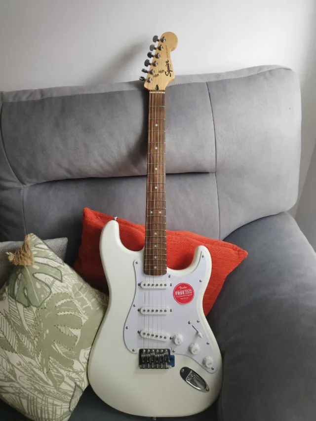 Squier Bullet Strat
