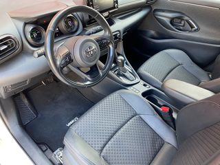 IMPECABLE!!! TOYOTA YARIS 120H STYLE