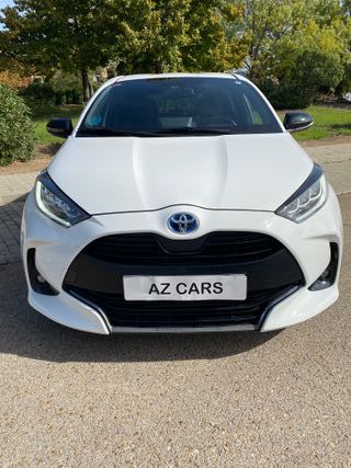 IMPECABLE!!! TOYOTA YARIS 120H STYLE