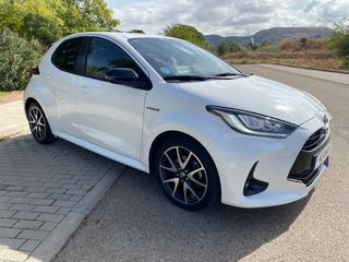 IMPECABLE!!! TOYOTA YARIS 120H STYLE