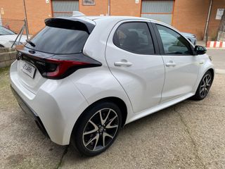 IMPECABLE!!! TOYOTA YARIS 120H STYLE