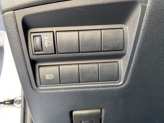 IMPECABLE!!! TOYOTA YARIS 120H STYLE