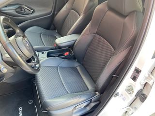 IMPECABLE!!! TOYOTA YARIS 120H STYLE