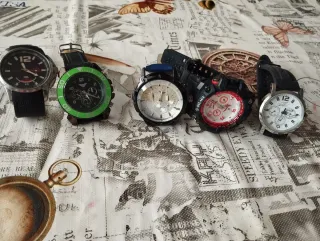 Set di 14 orologi