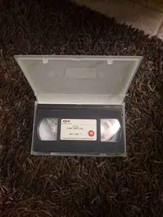 Kiss Konfidential VHS