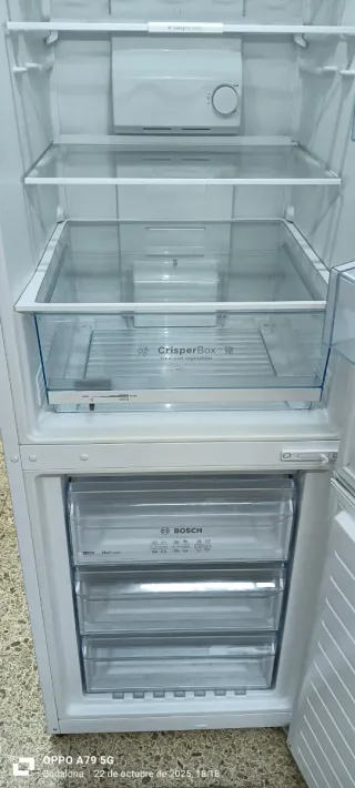 NEVERA COMBI BOSCH NO FROST ENERGÍA A+
