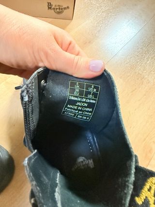 Dr. Martens Jadon Negras