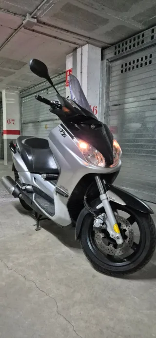 Yamaha Xmax 250 Scooter 2006