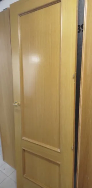 Puertas de interior de madera de 0'72 X 2 m