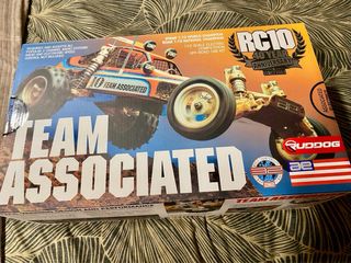 RC10 40th Anniversary Team Associated
