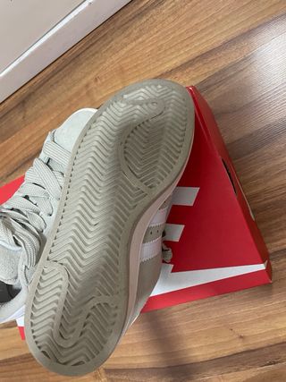 Adidas Campus Beige y Blanco Talla 38