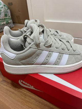 Adidas Campus Beige y Blanco Talla 38