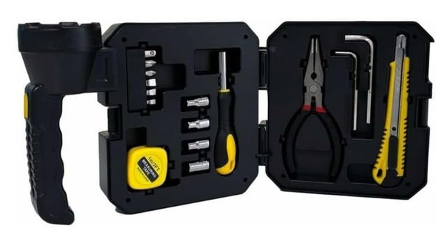 Linterna solar multifunción con kit de herramienta