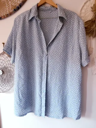 Blusa estampada azul