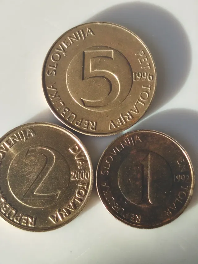 Lote 3 monedas Eslovenia