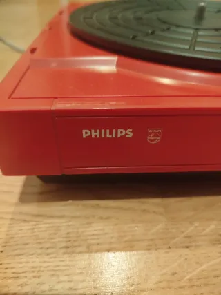 Toca discos Philips rojo