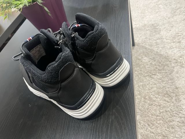 Botas XTI Talla 40 Niño/Hombre Negras