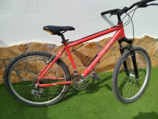 Bicicleta Orbea Roja Adulto/ Megamo Niño
