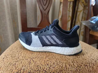 Adidas Ultraboost ST Edición Limitada n42,5
