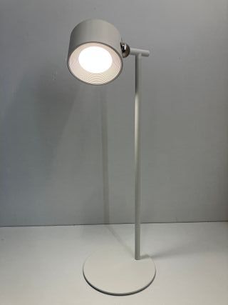 Lampada tavolo con magnete ricaricabile Led